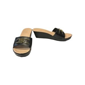 Vincci Comfort Slides, NWOT Size 9